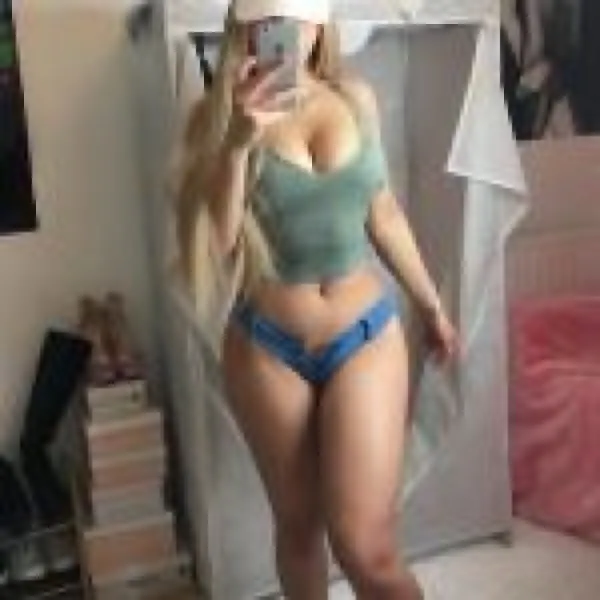 VALERIA Avatar Bg