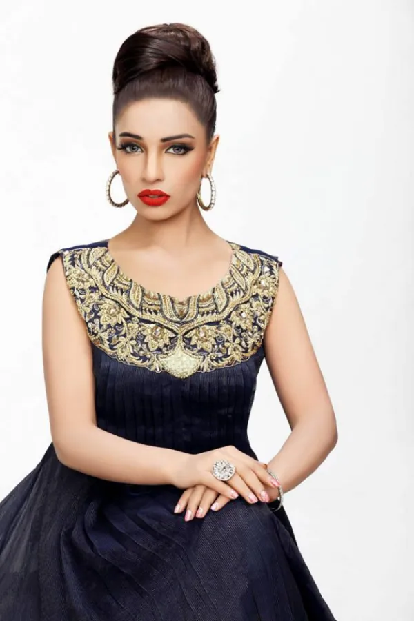 Alina Avatar Bg
