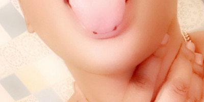 Top freaky I am sassy am 20 years old am thick like super thick sexy an