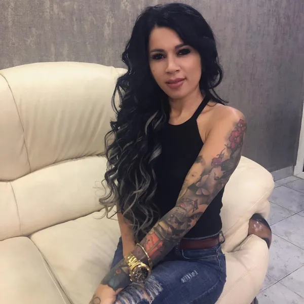 Iliana Avatar Bg