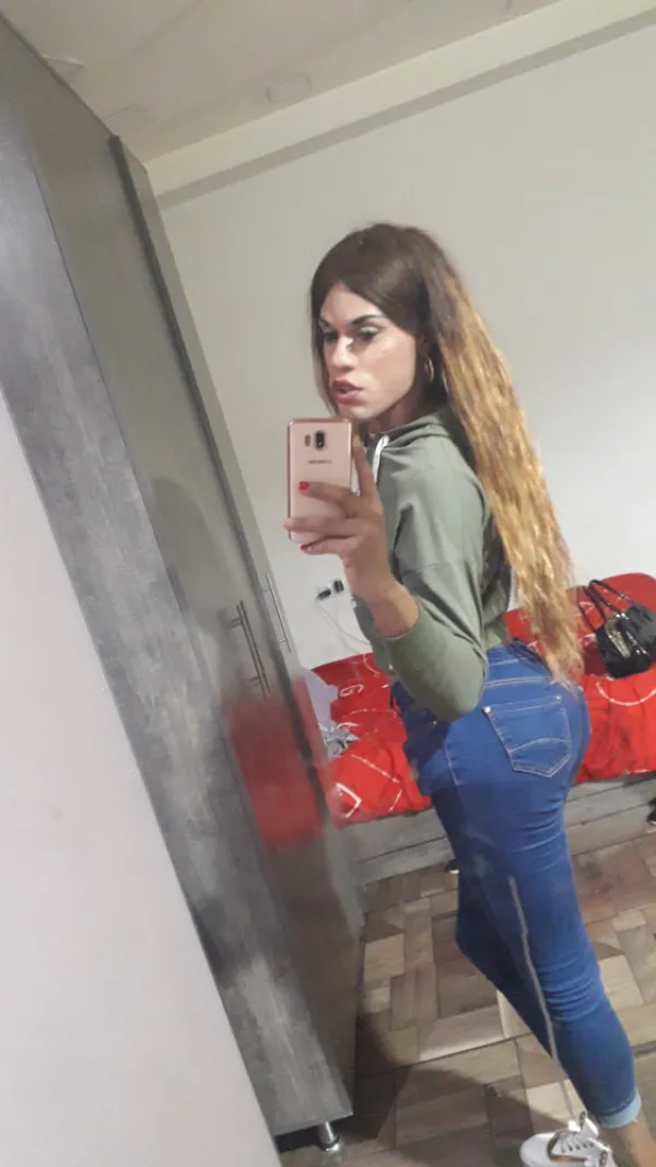 Marisol Avatar Bg