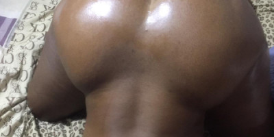 Vem fazer massagem gostosa 1H00 - Massagem Relaxante 18.000 KZ 1H00 - Massagem Tantrica