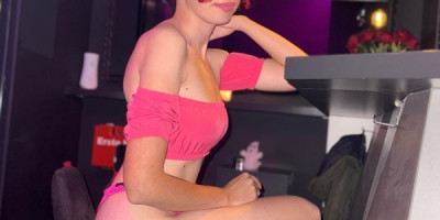 CLARA DIE BRANDNEUE VOLLBUSIGE ANAL QUEEN