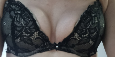 33YR AUSSIE WANTING TO SHOW U HOW ITS DONE BABE