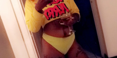 Too freaky I'm looking for some hard sex and real money men I'm fun to