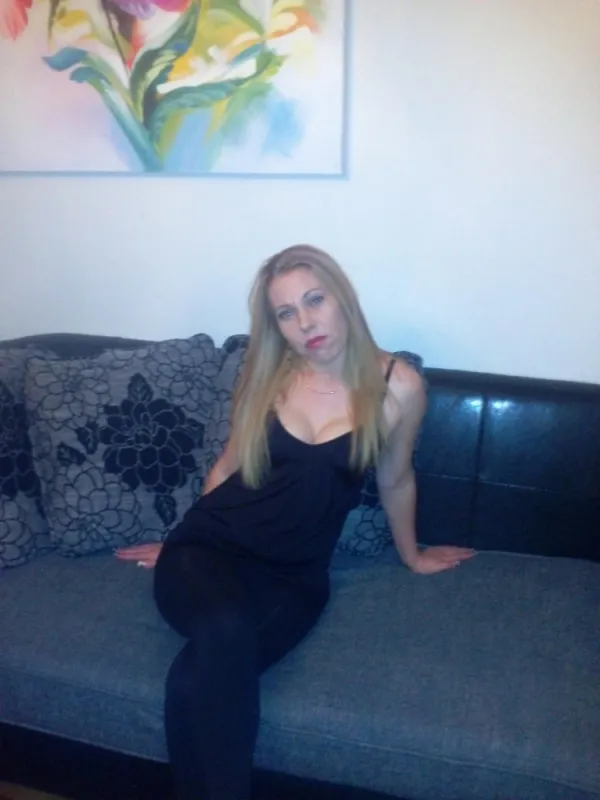Bianca Avatar Bg