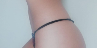 Toda una calentonita para ti mi amor Hermosa muy jovencita universitaria toda discreta y muy eleg
