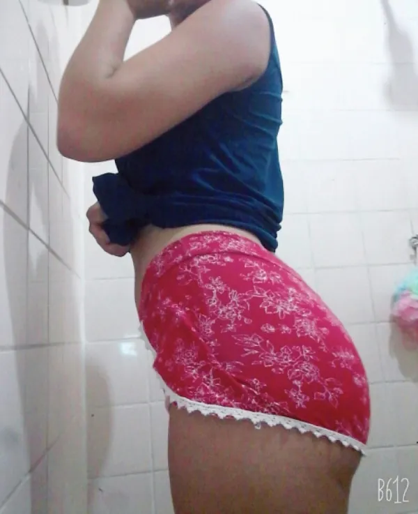 Natacha Avatar Bg