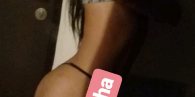 Trisha VIP Hermosa escort trans de cuerpo delgado y un rostro femenino