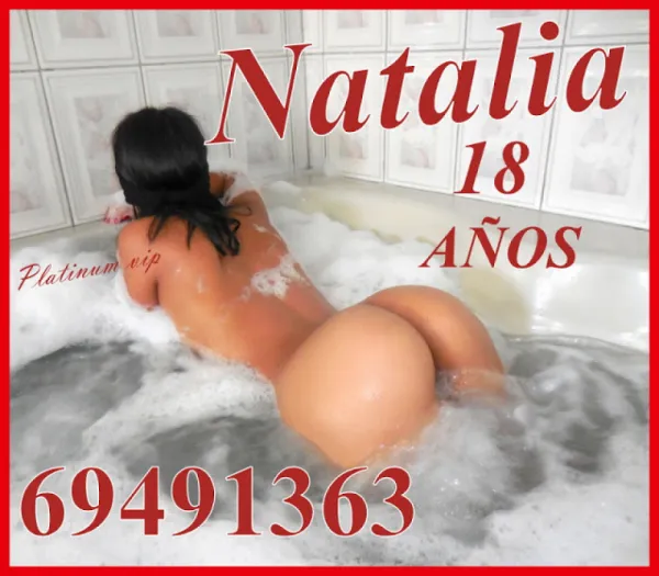 PAULA Avatar Bg