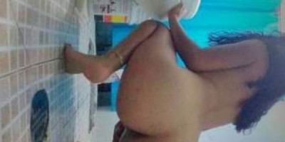 Hola soy karola Hola soy karola una chica muy tierna y joven esperando de ti
