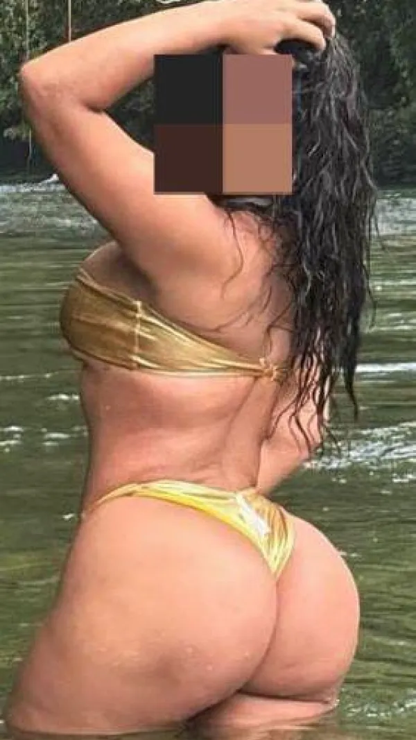 Mia Avatar Bg