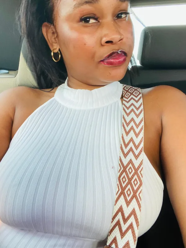 Ruth Shack Avatar Bg