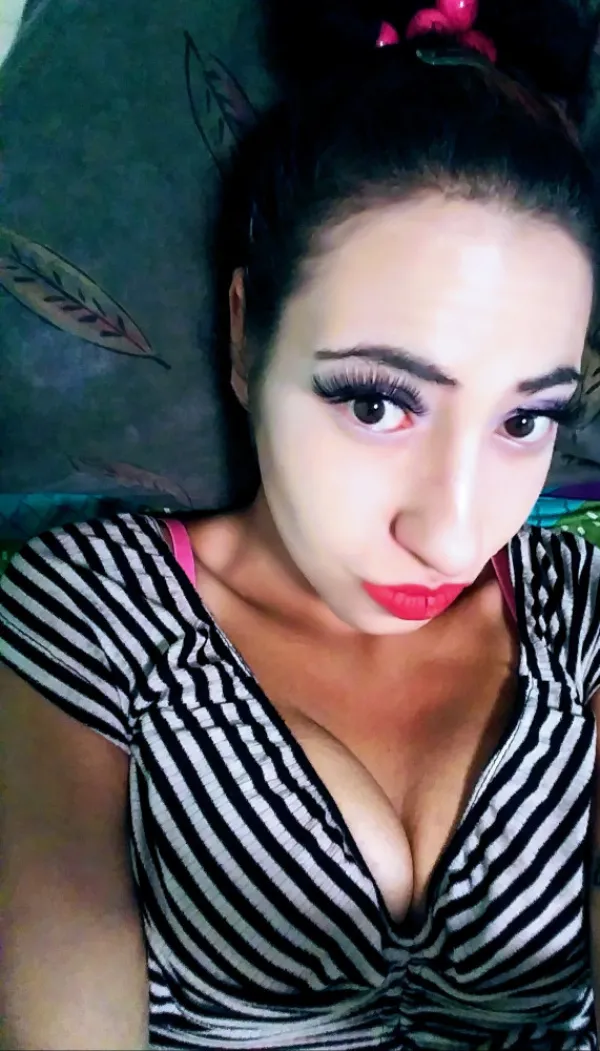 Bella Avatar Bg