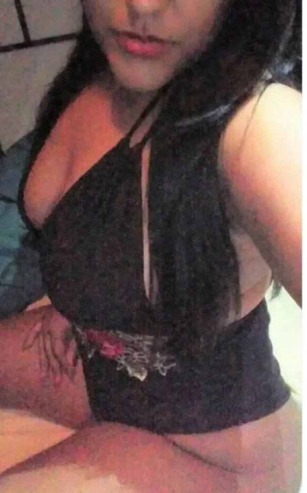 Monica Avatar Bg