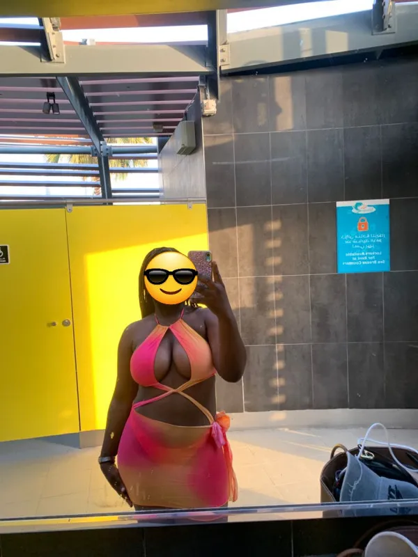 Moke Mimie Avatar Bg