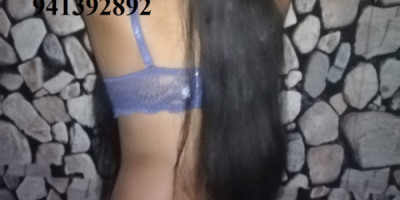 MIILUU RECIÉN INICIÁNDOME LLÁMAME YA Soy Miiluu jovencita 18 añitos nueva en esto soy una chica