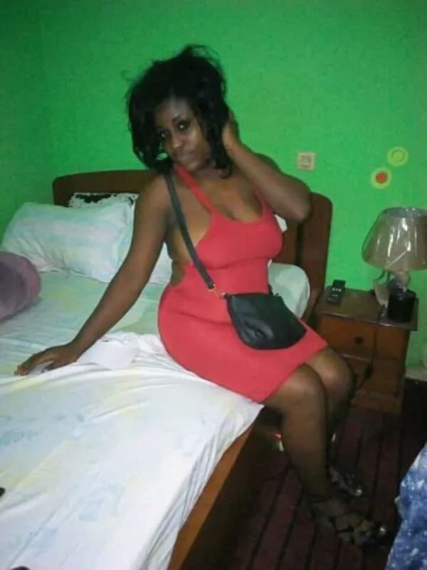 Suzanne Avatar Bg