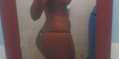 Brésiliene choco Fille choco pour vous faire vivre un moment très coquin à
