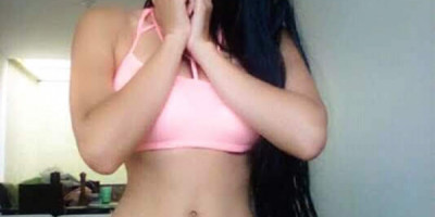 Flaca hermosa y deliciosa con ganas de sexo y muy complaciente