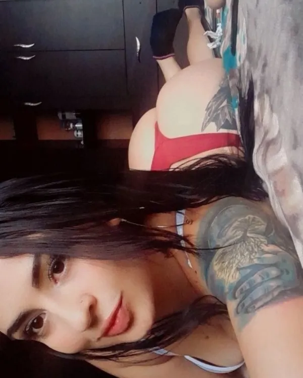 Vanesa Avatar Bg