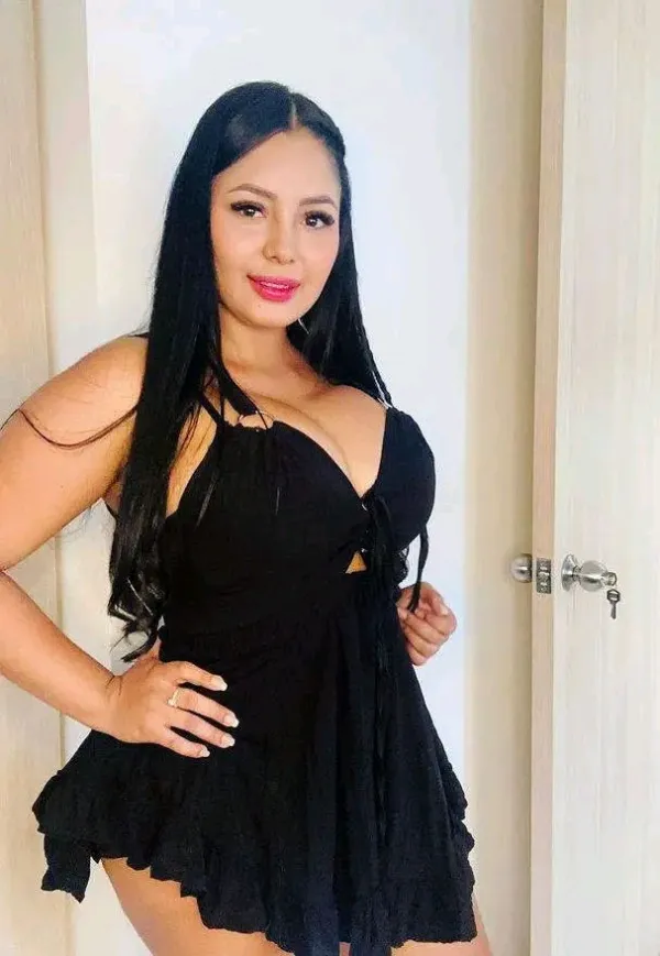 Lorena Gómez Avatar Bg