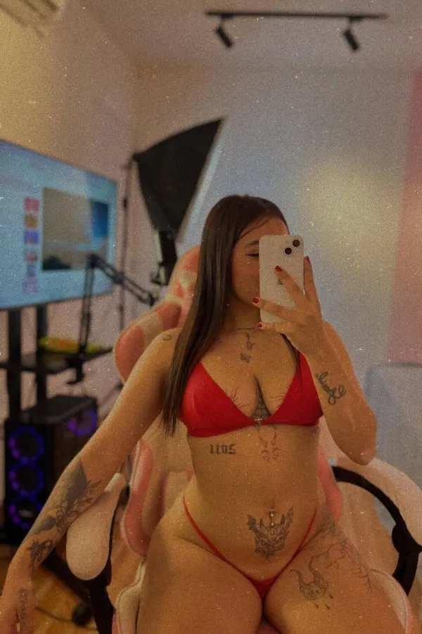 Valery Avatar Bg