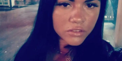 Soy mujer 100 por ciento dispuesta a complacerte en todo