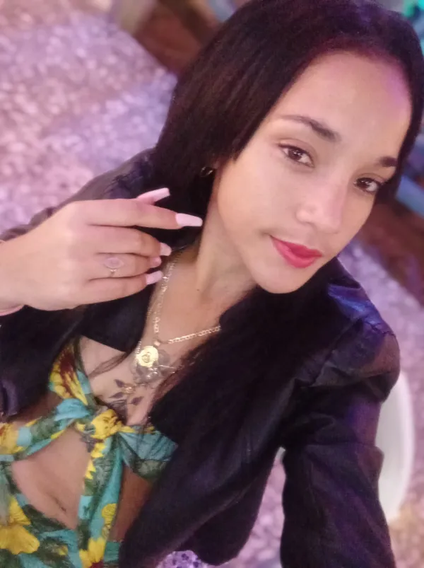 La Nena Avatar Bg