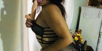 Disponible para sacarte la lechita rico escríbeme papi