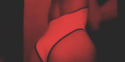 Hola me llamo Samantha tengo 19 años estoy aquí para complacerme en tus fetiches y tus deseos