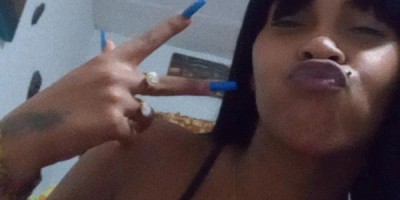 Mulatona que detona lista pa cumplir fantasías de amor y pasión no te arrepentirás