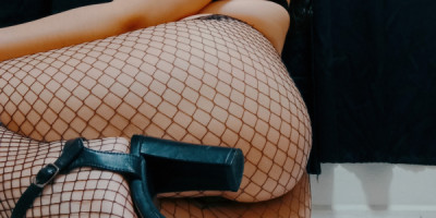 DELICIOSA RICA Y JOVEN PUTA COLOMBIANA VAGINA APRETADA