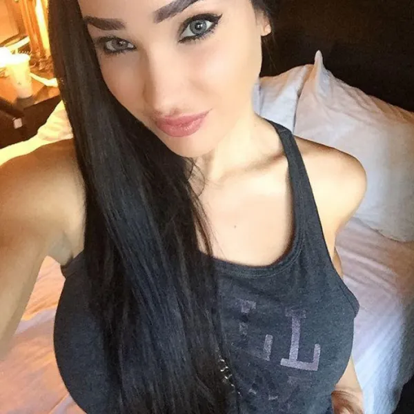 DFKESCORT Avatar Bg
