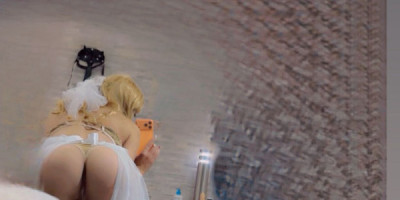 Votre chienne escorte de luxe est toujours là