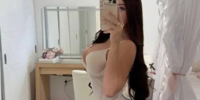 Hey mes bébés Beautée Brune dune présence Inoubliable Rencontre Privée
