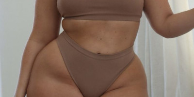 Une belle Tata pour Des Moments intimes et torrides chaudeee