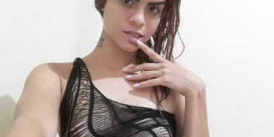 SCORT JOVEN EXTRANJERA COLOMBIANA HERMOSA