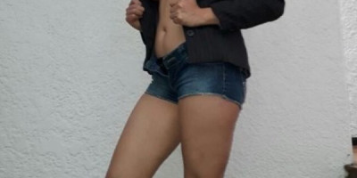 YO SOY VIVIAN UNA NENITA DISPUESTA A SEDUCIRTE