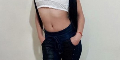 QUIERO UN HOMBRE QUE ME APOYE EN TODO EN LA MESA EN LA SILLA EN LA PARED Y EN LA ALMOHADA