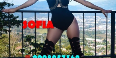 Amorosa Y Sexy Jovencita Amante Del Placer