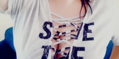 VEN A SACAR MIS JUGUITOS QUE YO TE SACARE TU LECHITA