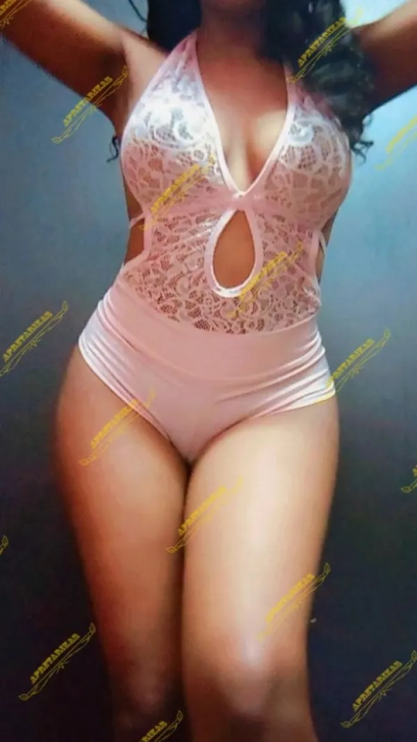 VICKY Avatar Bg