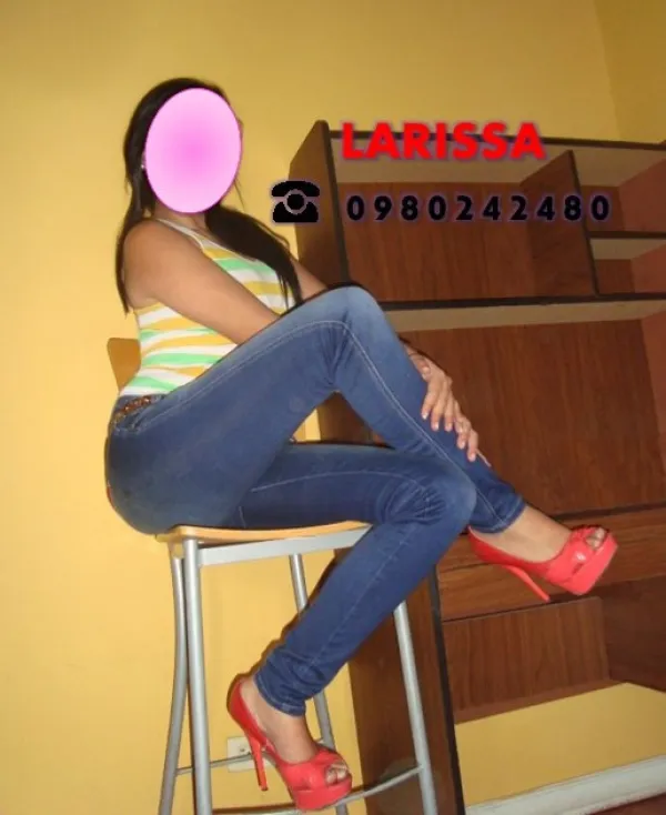 LARISSA Avatar Bg