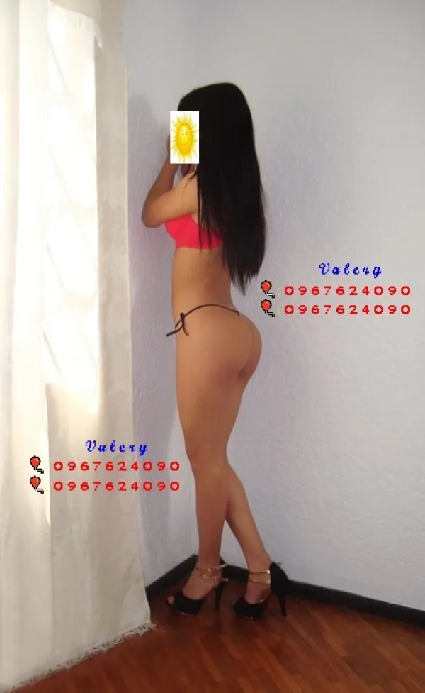 VALERY Avatar Bg