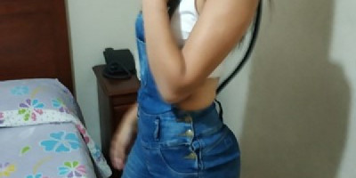 Tuya KAROLA! Me gusta jugar divertirme SIN ROPA!