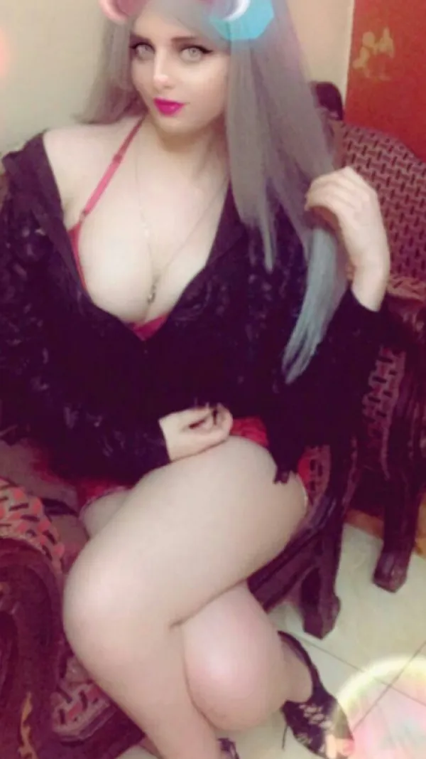Layan Avatar Bg