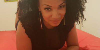 Dafne a nice Je suis une belle et charmante jeune tres douce aff
