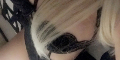 Yohana brésilienne Je suis d'origine brésilienne blonde 22 ans très sexy et