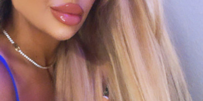 Tia busty blonde English escort in Essex